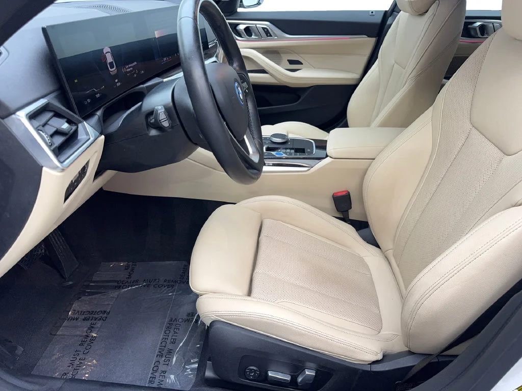 Used 2024 White BMW eDrive35 image 29