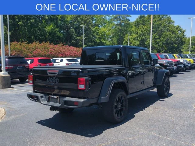 Used 2024 Black Jeep Nighthawk image 5