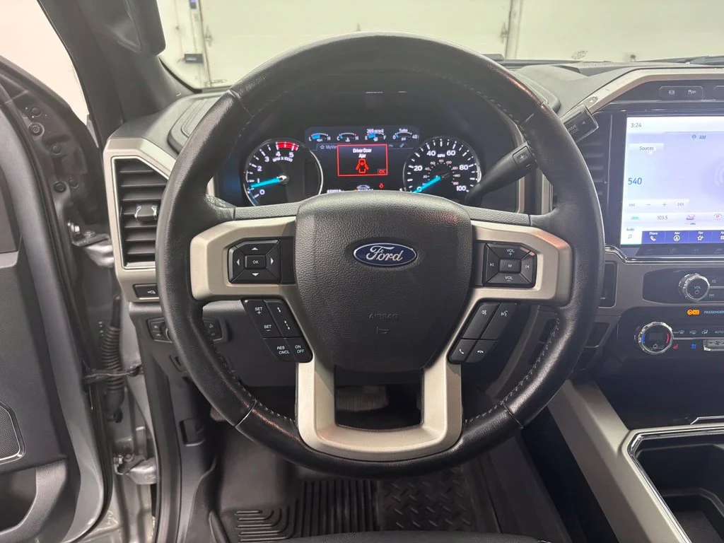 Used 2022 Silver Ford Lariat image 17