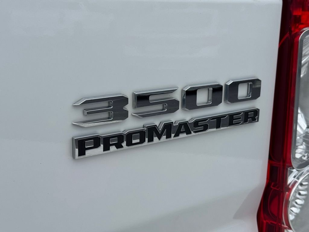 Used 2025 White Ram High Roof image 13