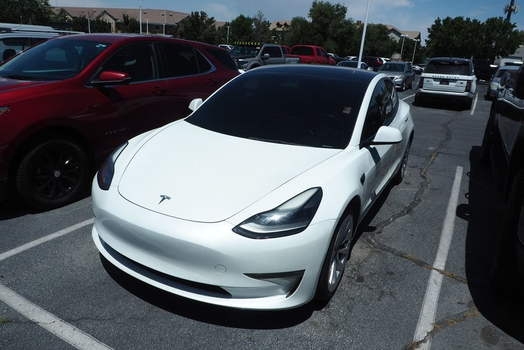 2022 Tesla Model 3 Long Range Dual Motor All-Wheel Drive's photo