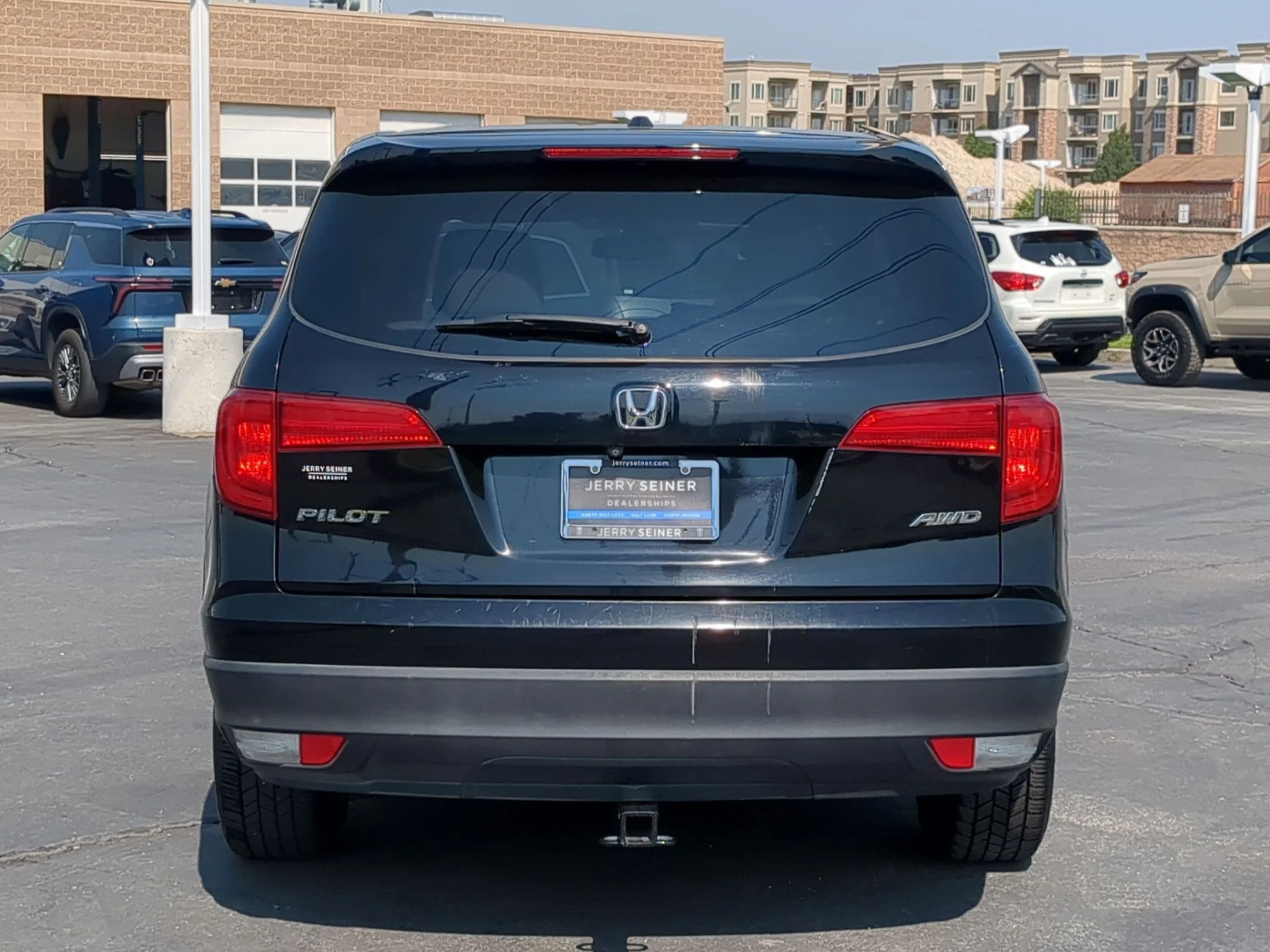 Used 2017 Modern Steel Metallic Honda EX-L image 4