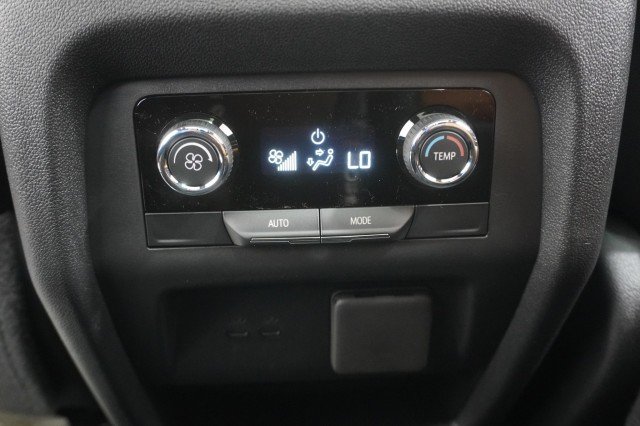 2027 Chevrolet Traverse Z71 - Photo 26