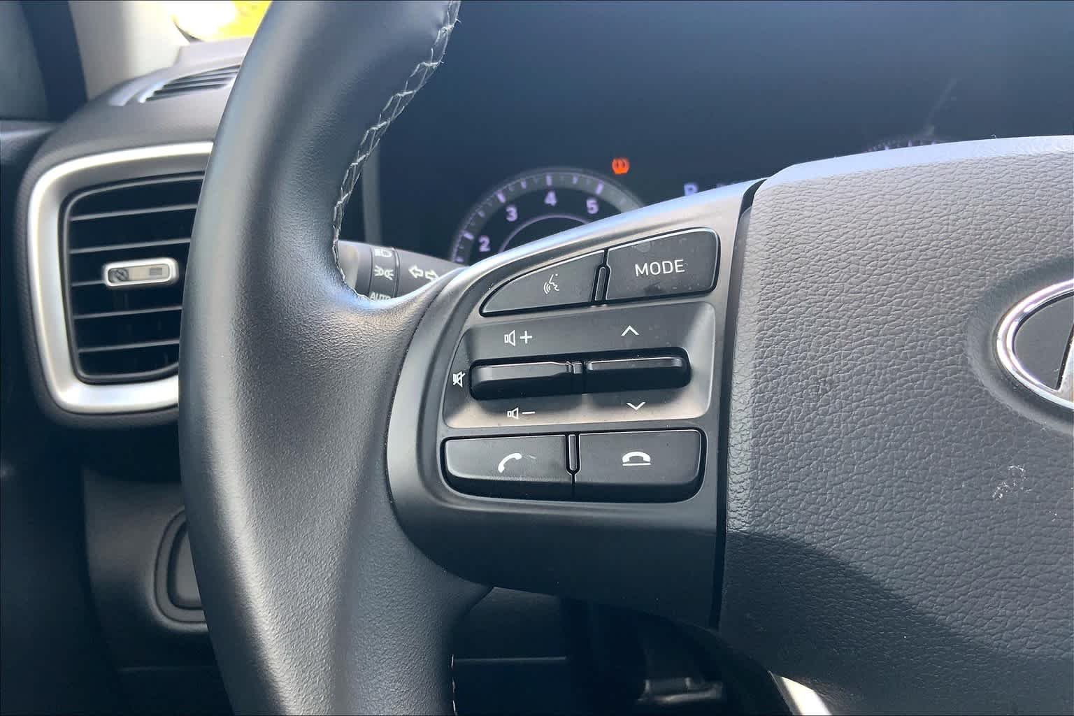 Used 2022 Intense Blue Hyundai SEL image 23