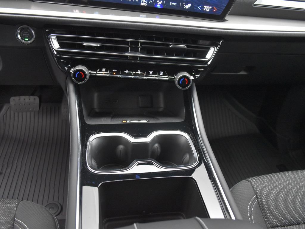 2026 Chevrolet Traverse LT - Photo 15