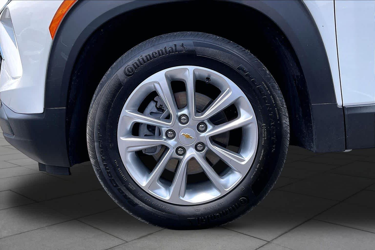 2025 Chevrolet Trailblazer LS - Photo 10