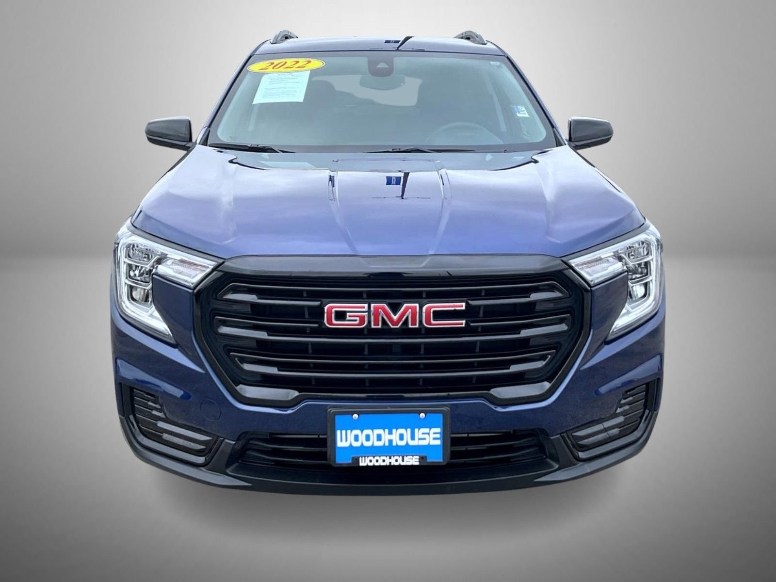 Used 2022 Blue GMC SLE image 2
