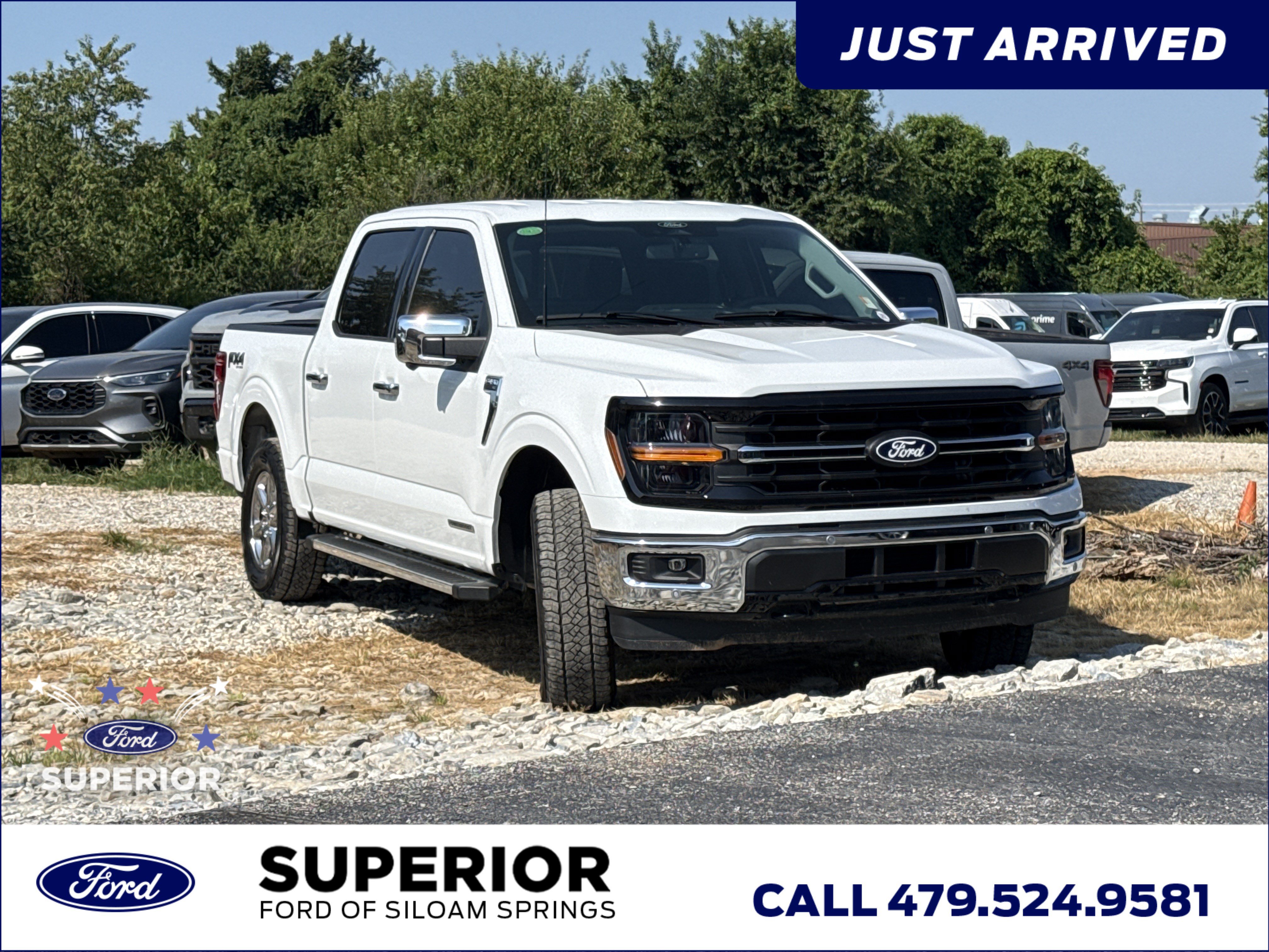 Used 2025 Oxford White Clearcoat Ford XLT 4WD image 1