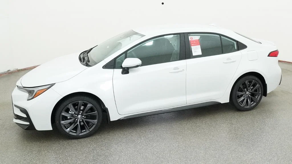 New 2026 Wind Chill Pearl Toyota SE image 5