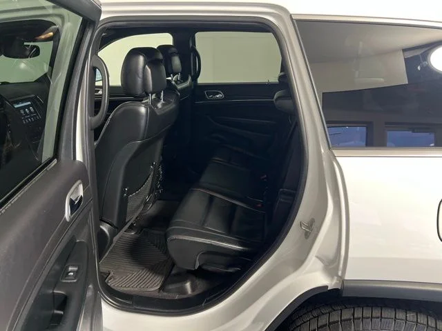 Certified Used 2018 White Jeep Limited image 26