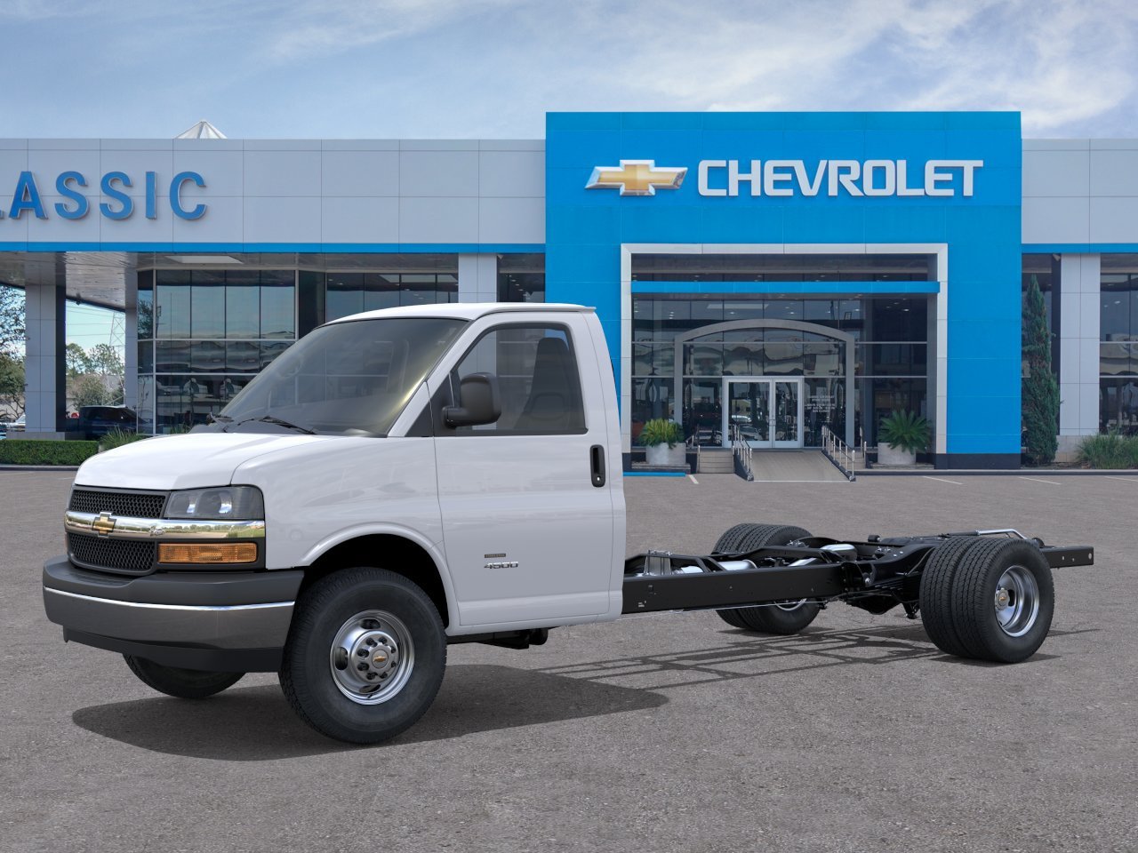 New 2026 Summit White Chevrolet 1WT image 2