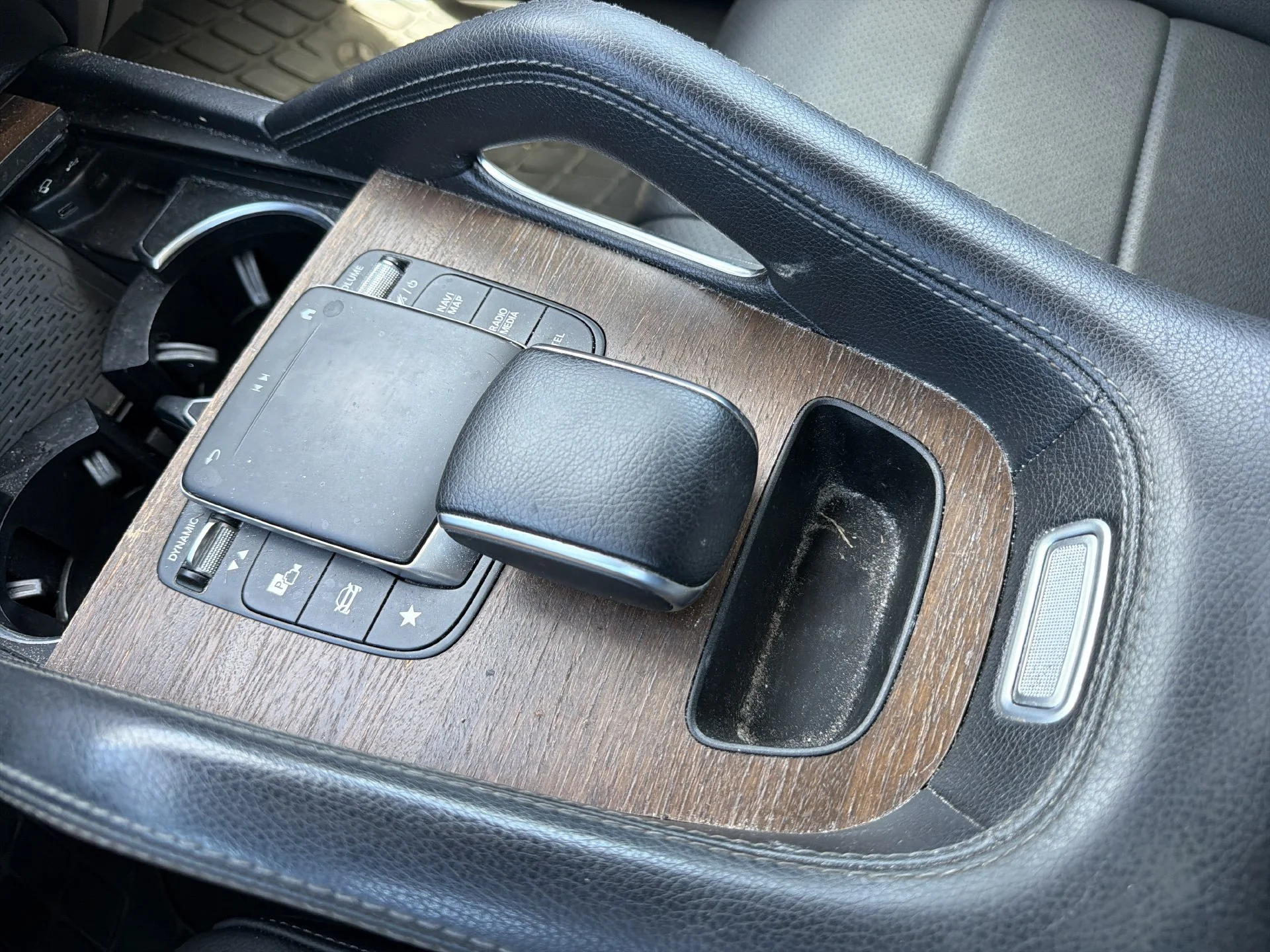 Used 2021 Gray Mercedes-Benz GLE 350 image 35