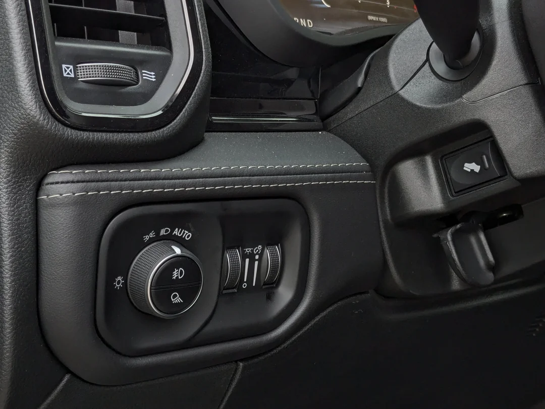 New 2026 White RAM Limited - - Dually Max Tow Grp - Night Edition - Power Sunroof & More! image 16