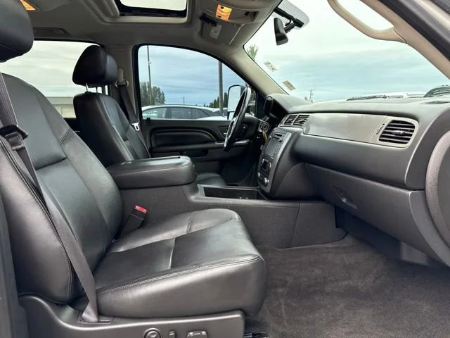 Used 2013 Summit White Chevrolet LTZ image 10