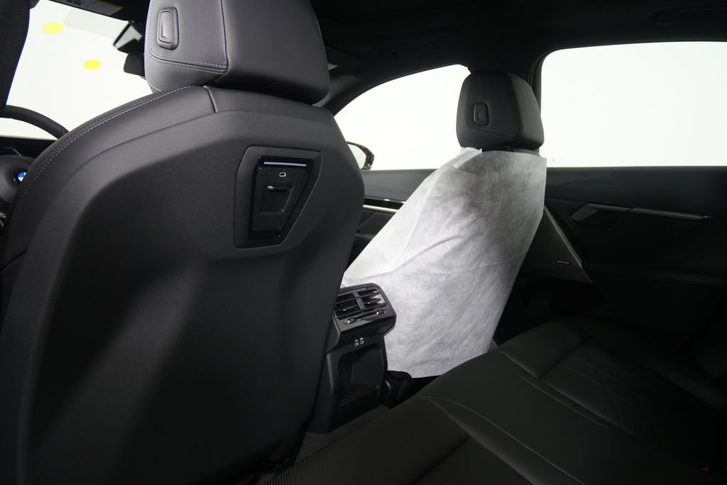 Used 2026 Vegas Red Metallic BMW 530i image 17