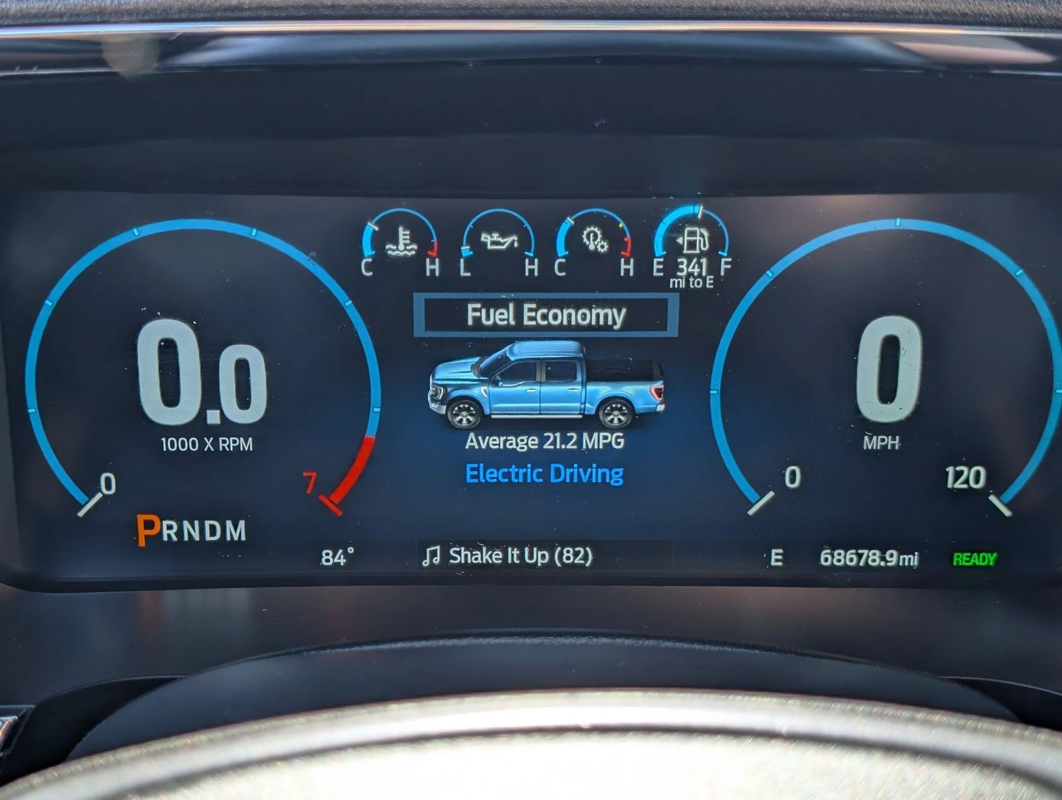 Used 2023 Gray Metallic Ford LARIAT image 15