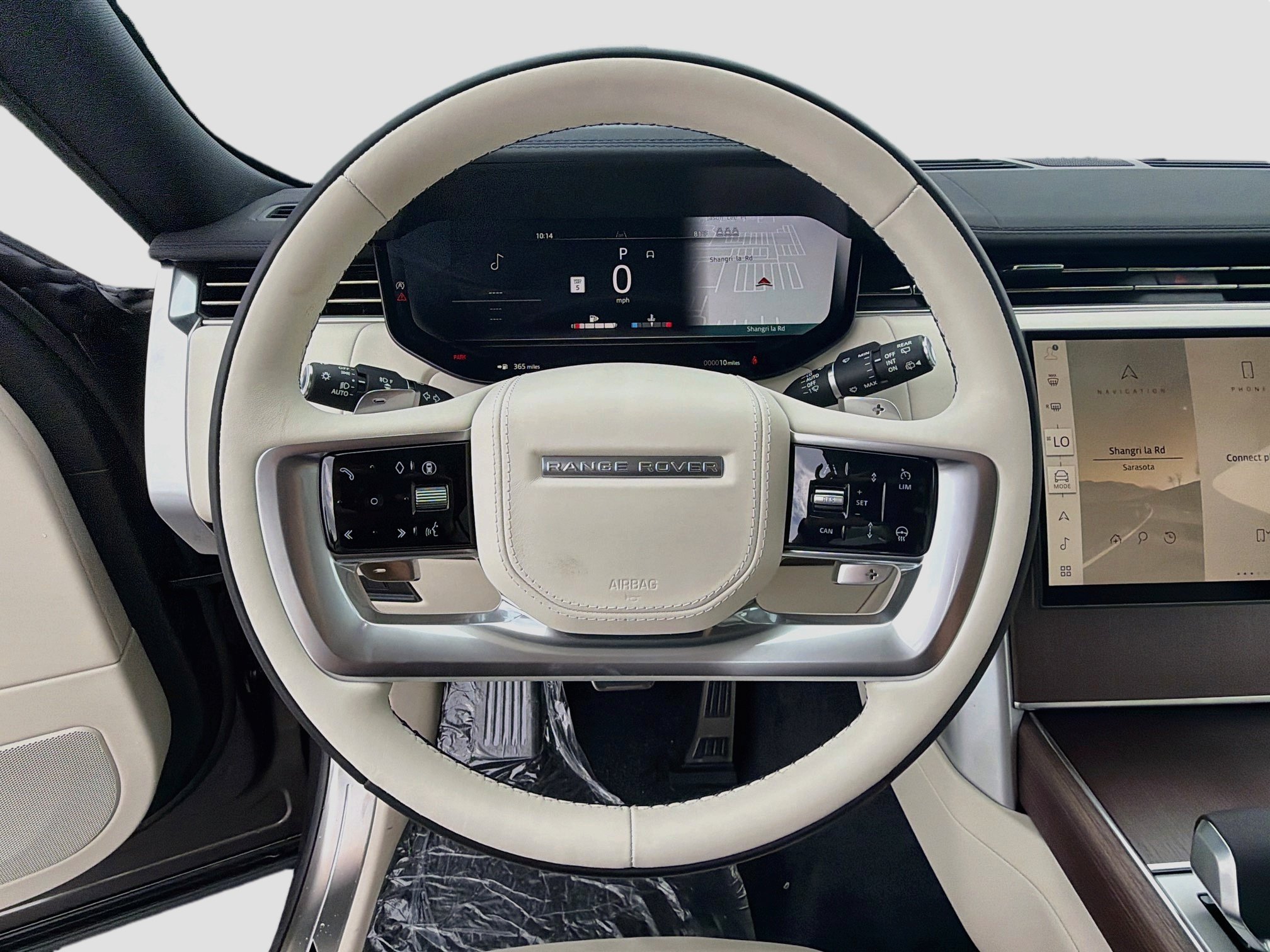 New 2026 Charente Grey Land Rover SE image 41