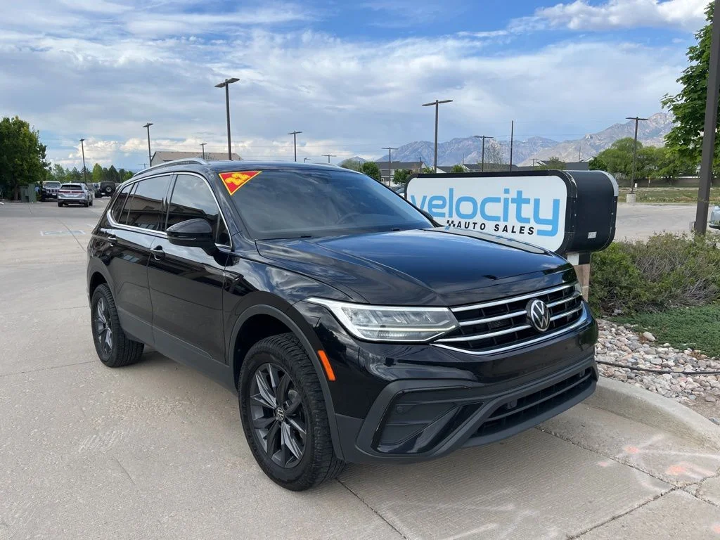 2022 Volkswagen Tiguan 2.0T SE 4Motion's photo