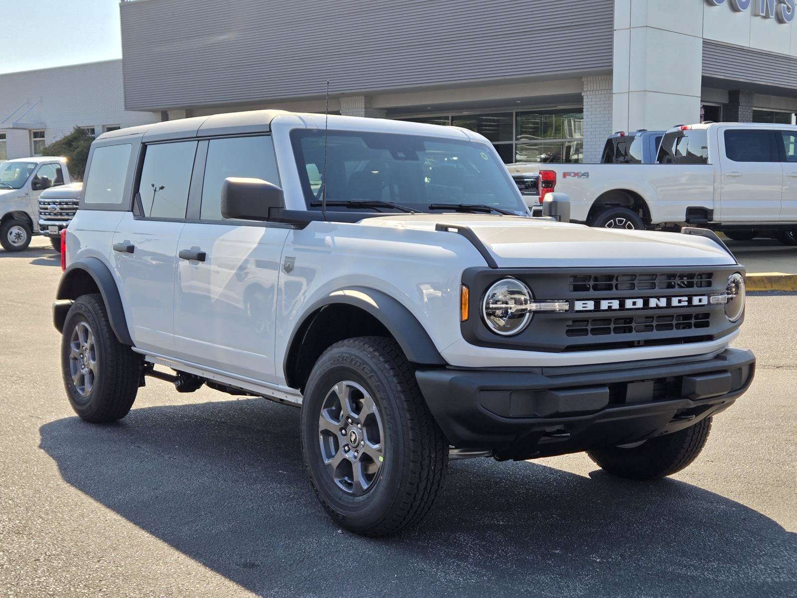 New 2026 Oxford White FORD Big Bend® image 6