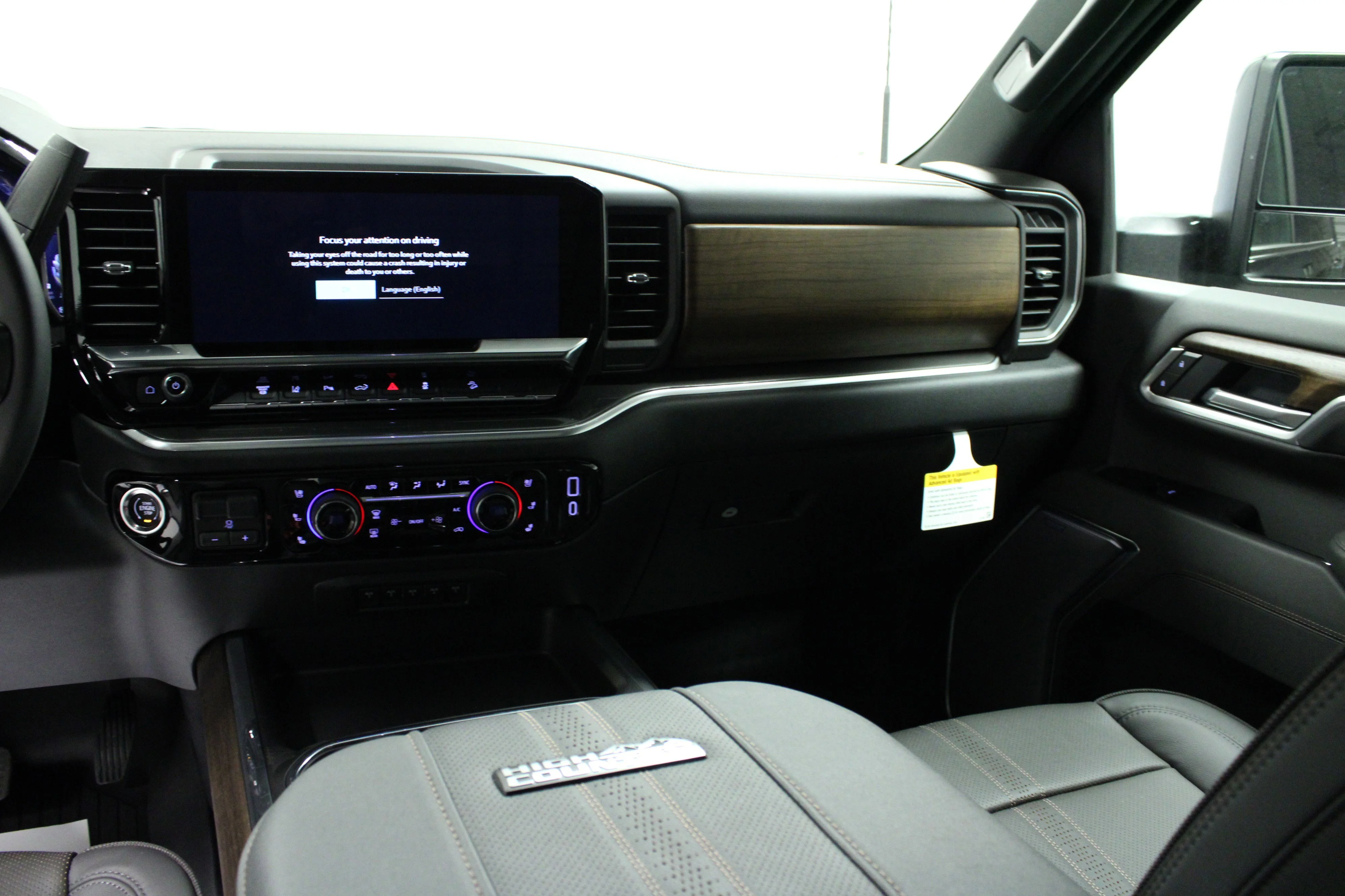 New 2026 Black Chevrolet High Country image 19