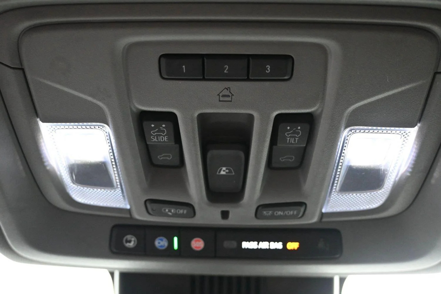 Used 2023 Onyx Black GMC Denali image 37