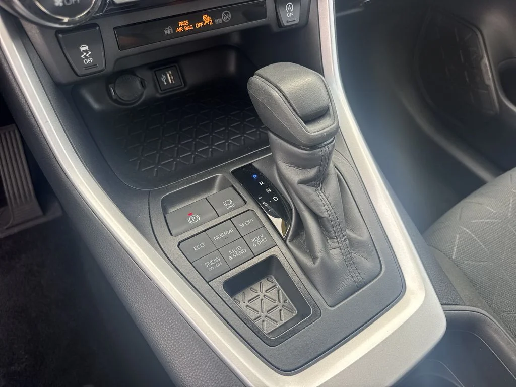 Used 2025 Silver Toyota XLE image 30