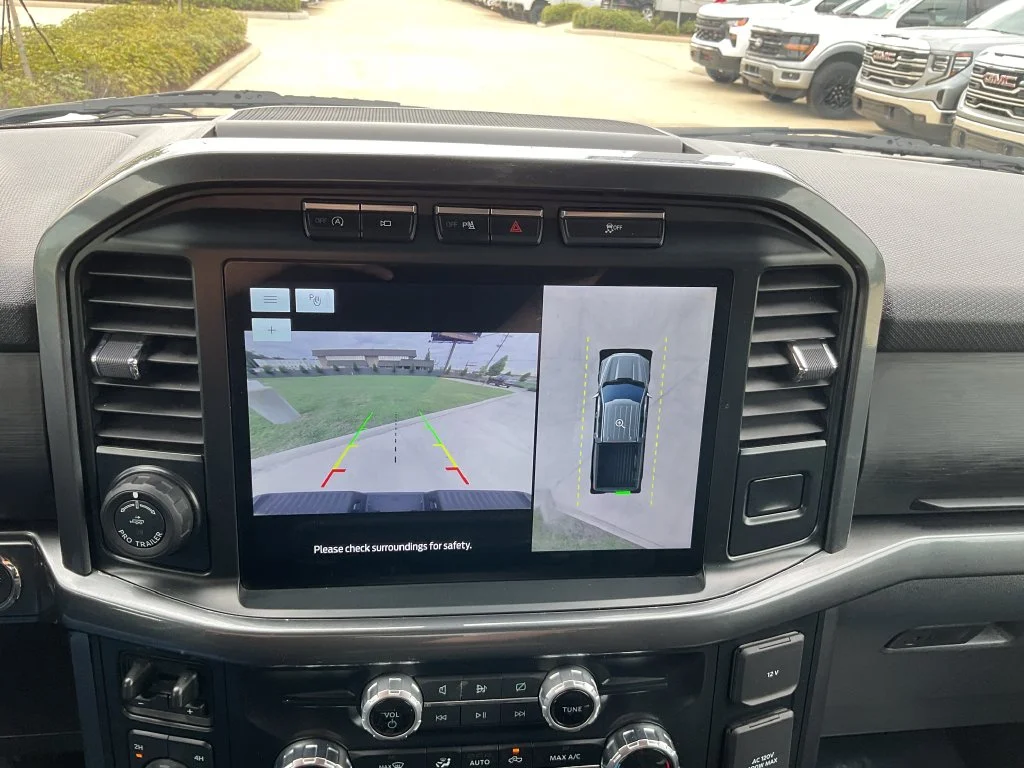 Used 2023 Black Ford XLT image 26