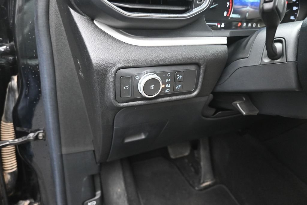 Used 2021 Black Ford XLT image 13