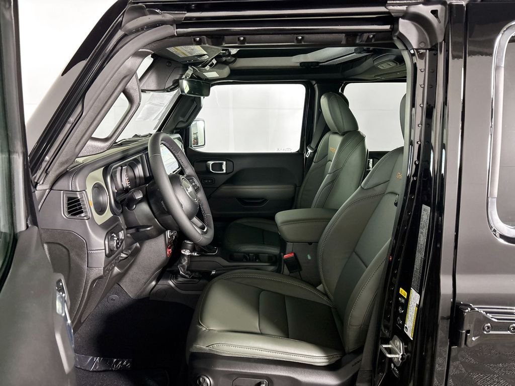 New 2026 Black Clearcoat Jeep Mojave X image 11