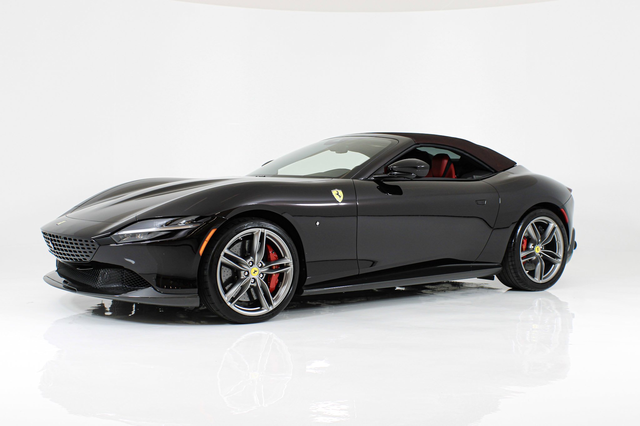 Certified Used 2024 Nero Purosangue Ferrari  image 3