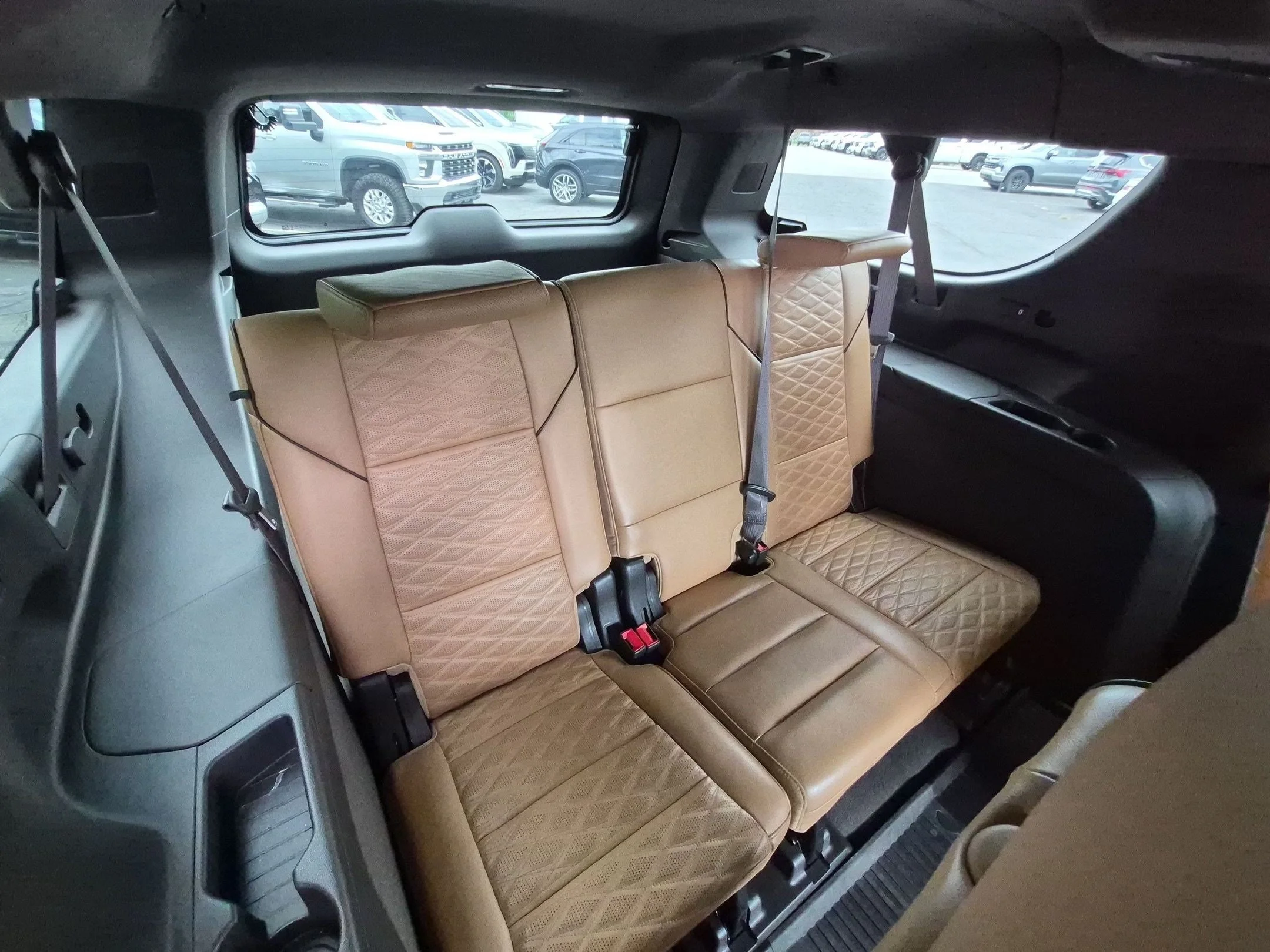 Used 2022 Galactic Gray Metallic Cadillac Premium Luxury image 30