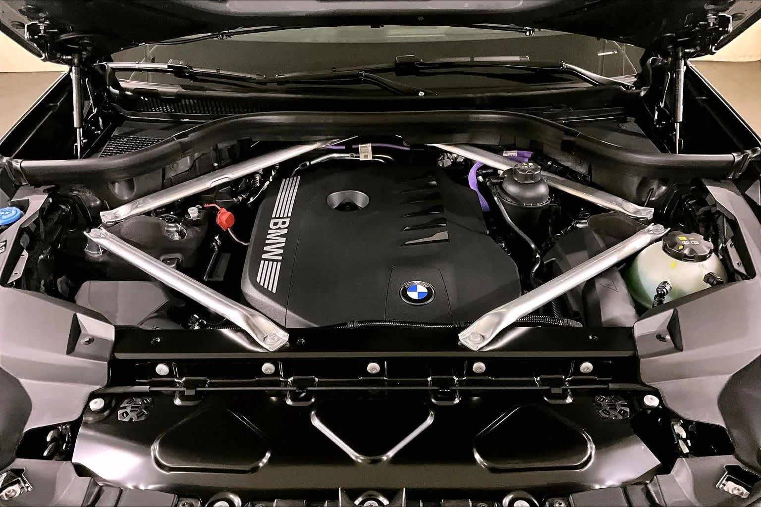 New 2027 Skyscraper Grey Metallic BMW xDrive40i image 14