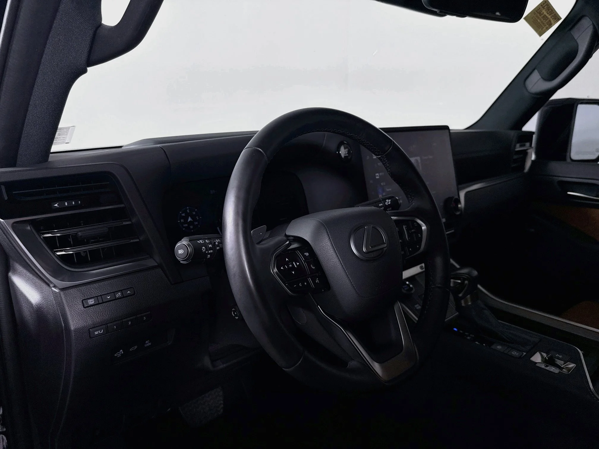 Used 2025 Nightfall Mica Lexus 550 Luxury image 9