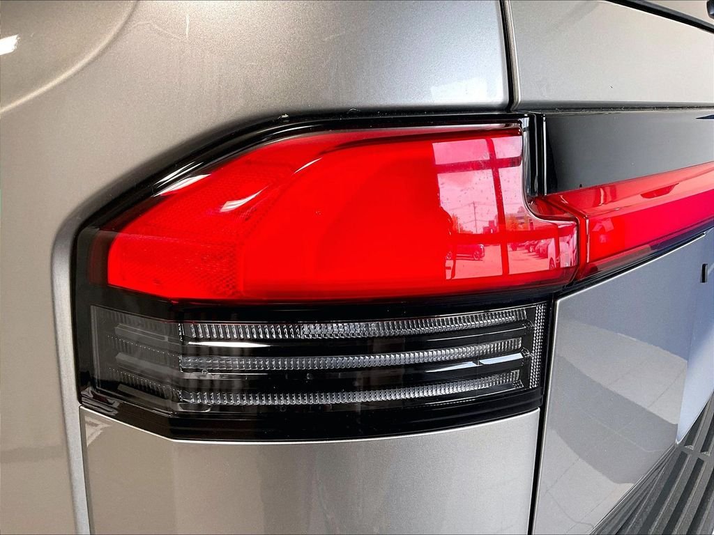 Used 2024 Silver Lexus 550 Premium+ image 35