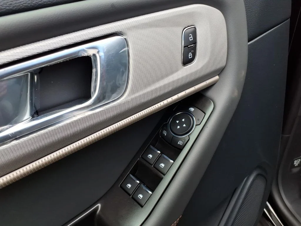 New 2026 Agate Black Metallic Ford Active image 15