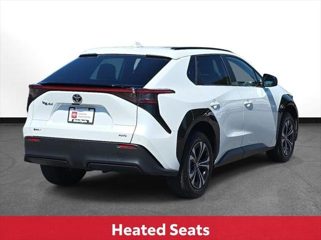 Certified Used 2024 WIND CHILL PEARL Toyota XLE image 7