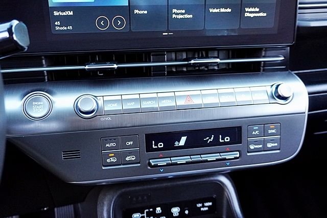 Used 2026 Gray Hyundai SEL Sport image 26