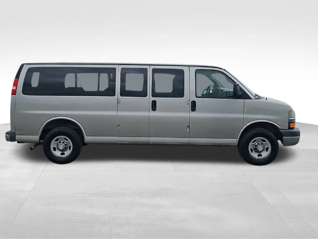 Used 2007 Chevrolet Express Base with VIN 1GAHG39U971142589 for sale in Watsonville, CA