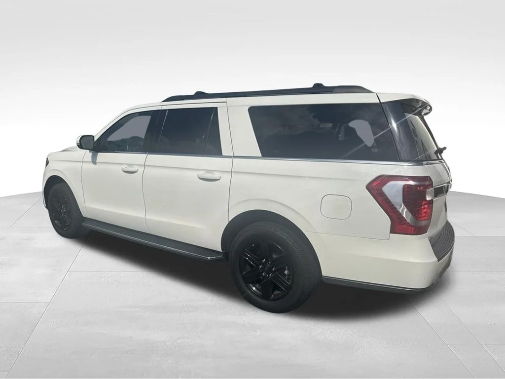 Used 2021 White Ford XLT image 3
