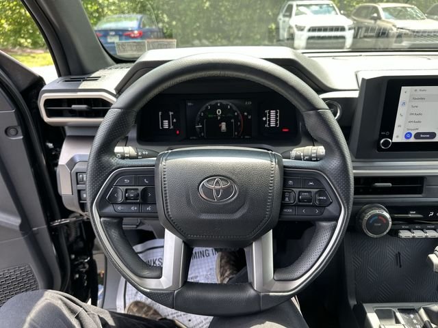Certified Used 2025  Toyota SR5 image 12