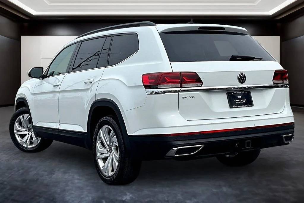 Used 2023 White Volkswagen 3.6L V6 SE w/Technology image 4