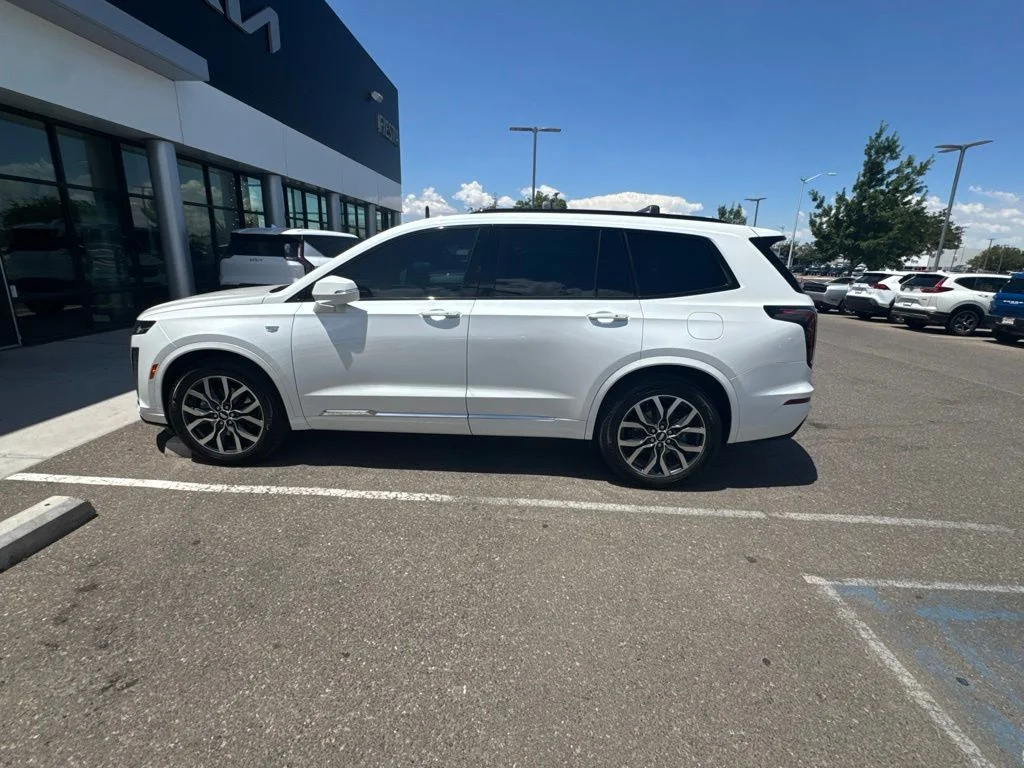 Used 2021 White Cadillac Sport image 9