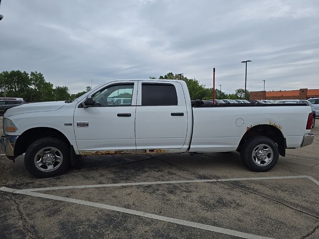 Used 2011 White Ram ST image 2