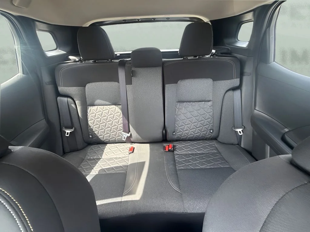 Used 2025 Brown Nissan SV image 7