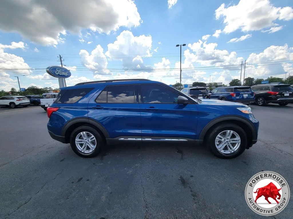 Used 2020 Blue Ford XLT image 8