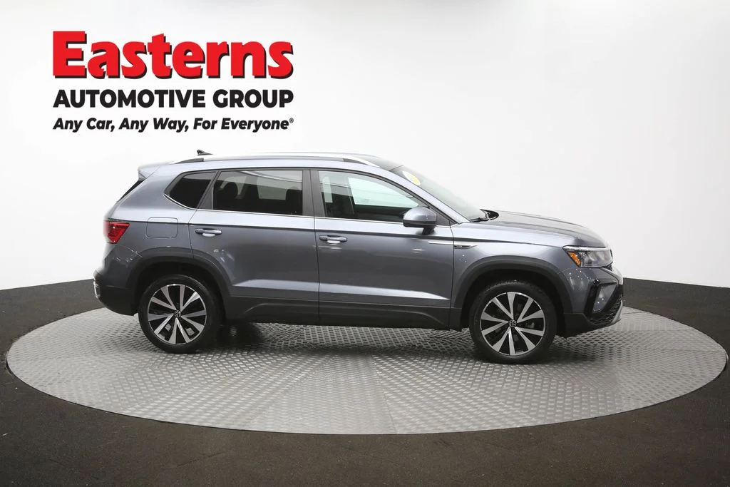 Used 2022 Gray Volkswagen 1.5T SE image 43