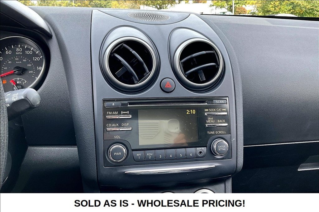 Used 2013 Black Nissan SV image 18