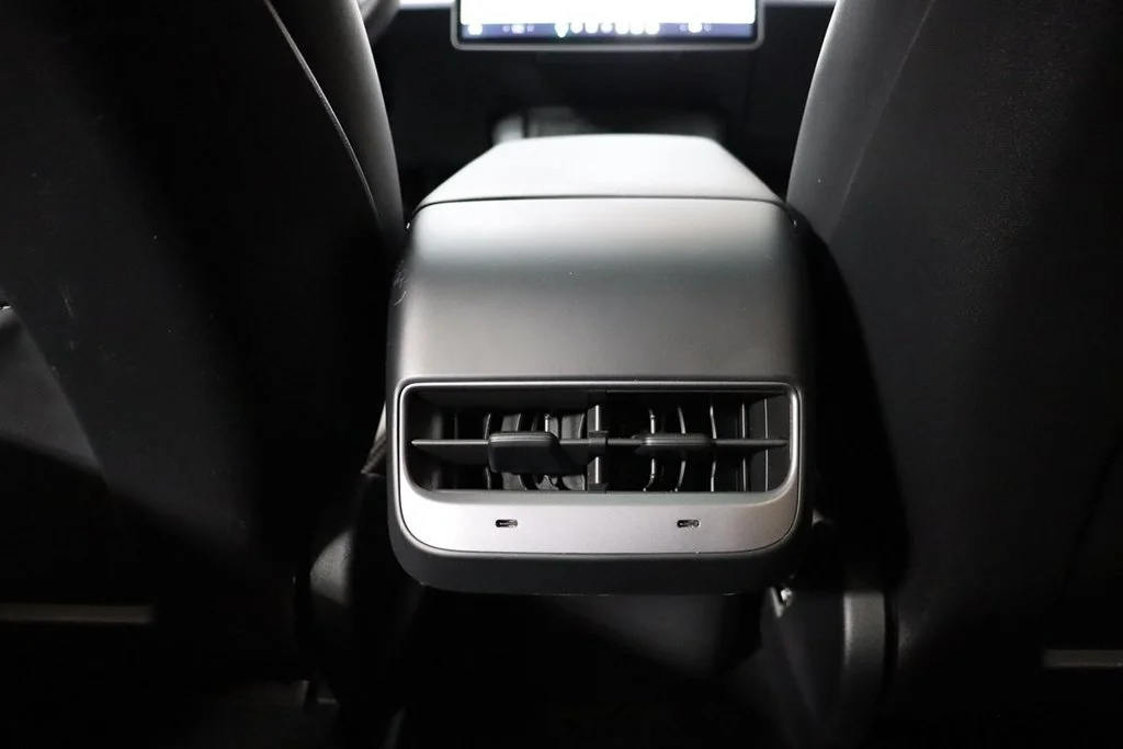 Used 2023 Solid Black Tesla Long Range image 38