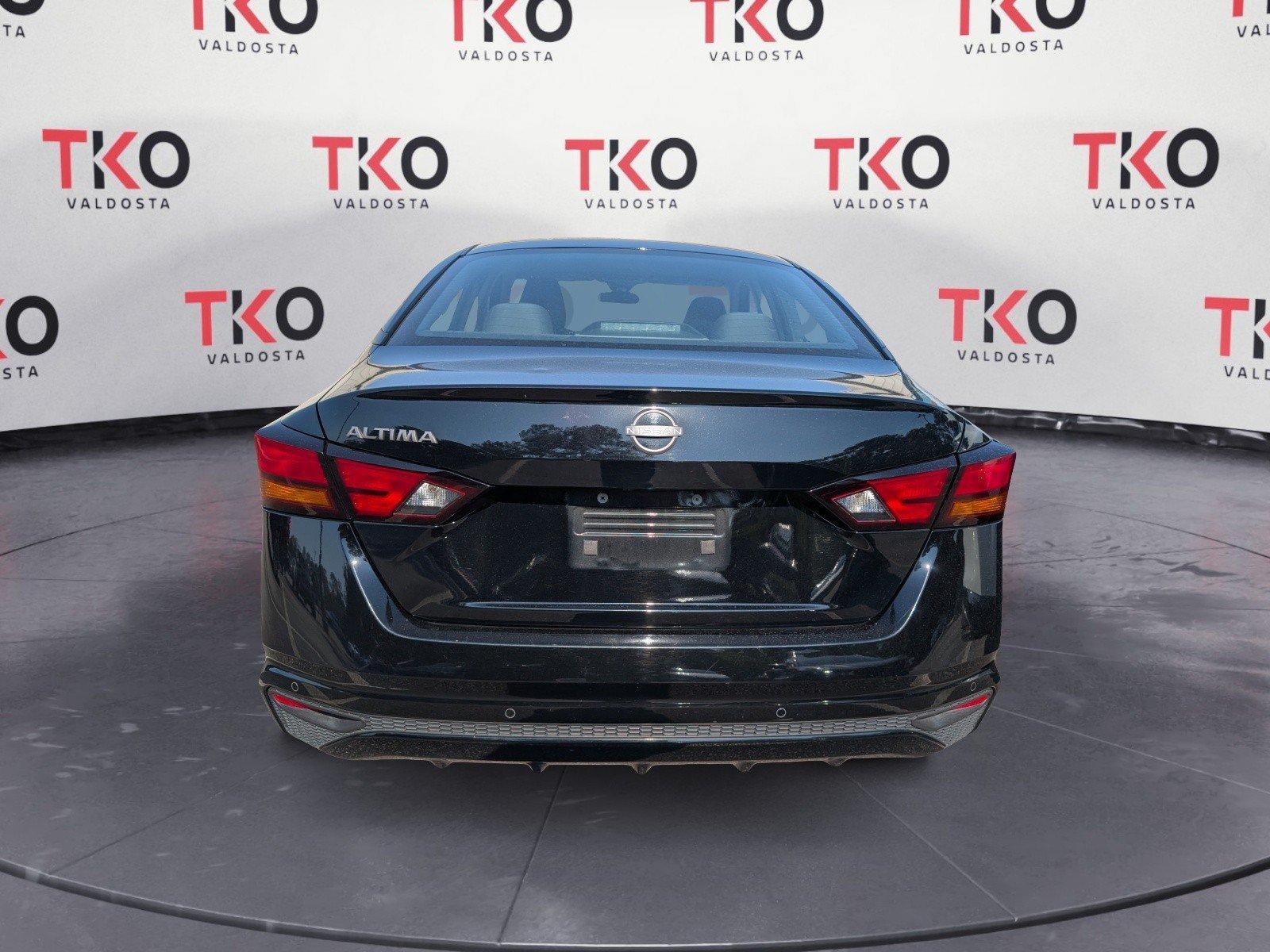 Used 2024 Super Black Nissan 2.5 S image 3