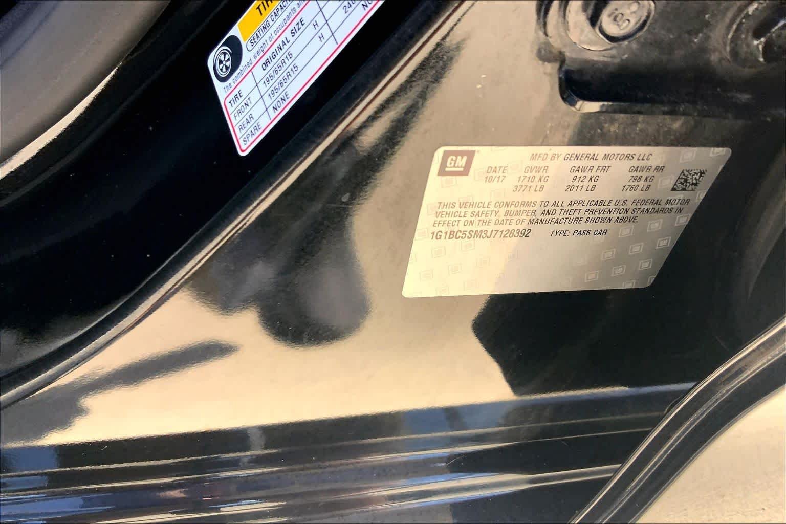Used 2018 Mosaic Black Metallic Chevrolet LS image 31